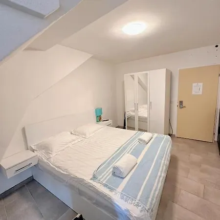 דירה Center With Private External Bathroom